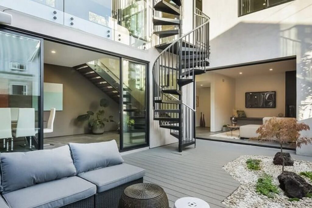 COMPLETE HOME RENOVATION VENICE